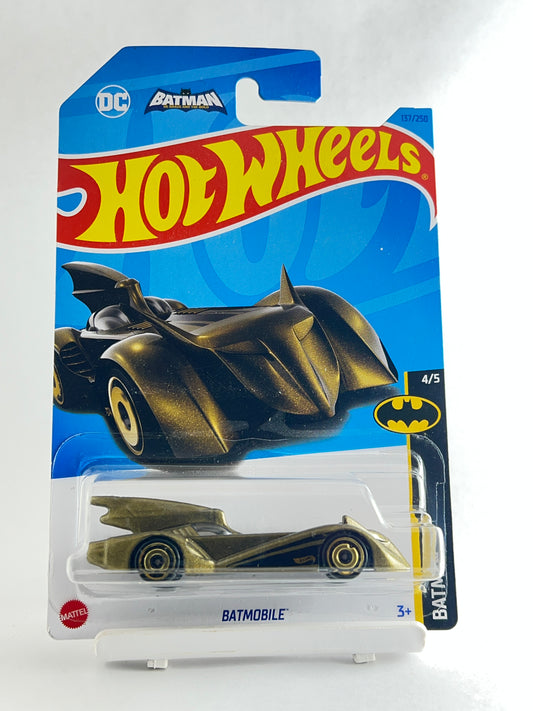 BATMOBILE - 4F - Its Fun- Hot wheels - matchbox - diecast