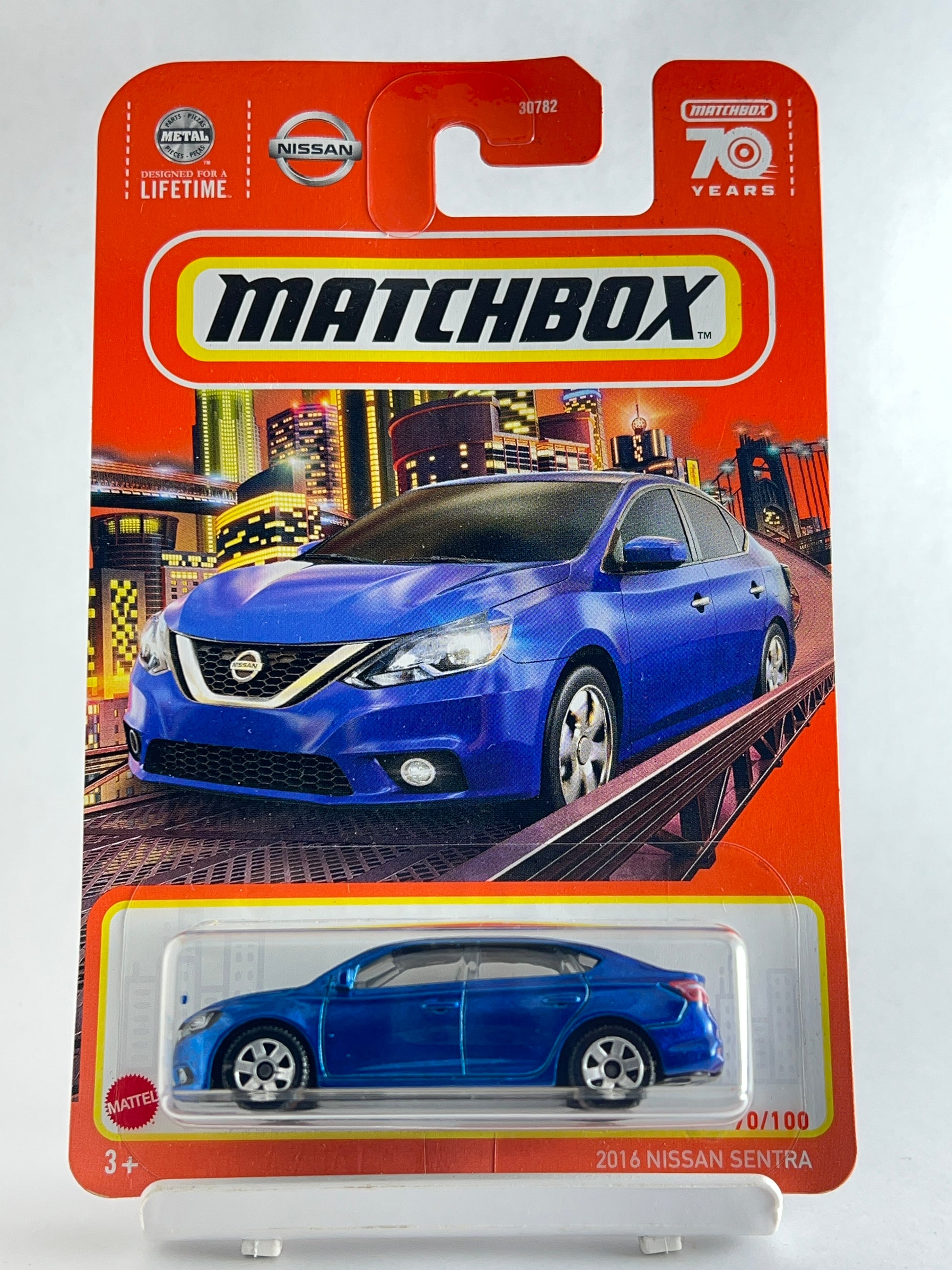 2016 NISSAN SENTRA - Its Fun- Hot wheels - matchbox - diecast