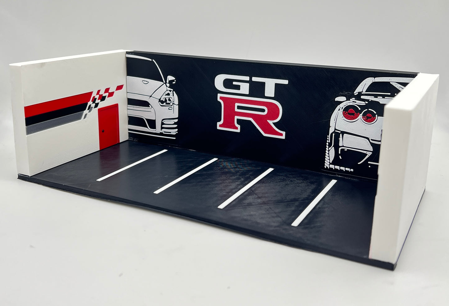 3D PRINTED - GT-R - MINI GARAGE DISPLAY