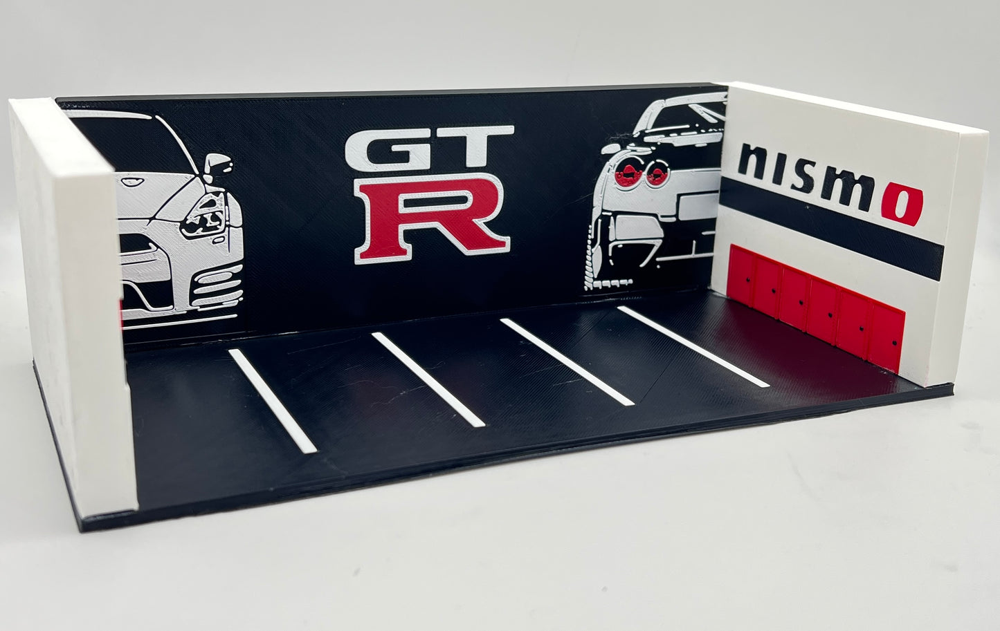 3D PRINTED - GT-R - MINI GARAGE DISPLAY