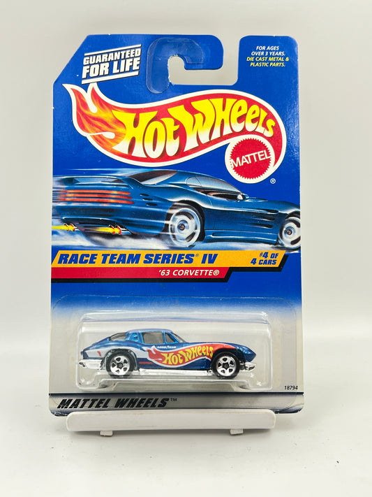 HOT WHEELS - 63 CORVETTE - 3B