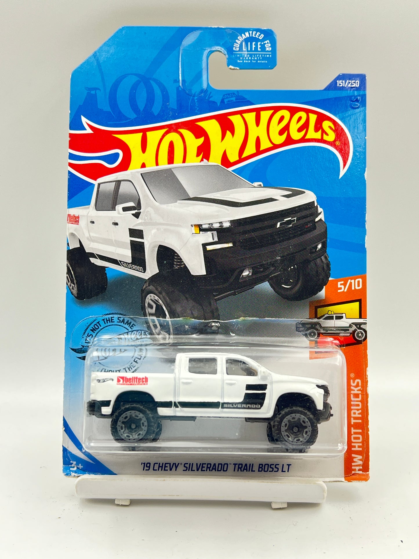 BLISTER CRACK - 19 CHEVY SILVERADO TRAIL BOSS LT - 3C