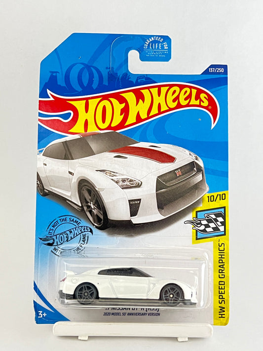 HOT WHEELS - 17 NISSAN GT-R (R35) - 202 MODEL 50TH ANNIVERSARY VERSION - 5A