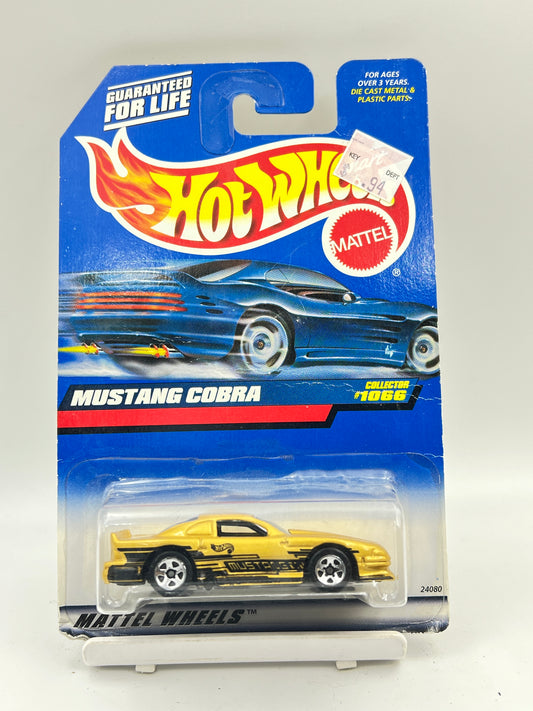 IMPORTED - HOT WHEELS -  MUSTANG COBRA - GOLD - 3C