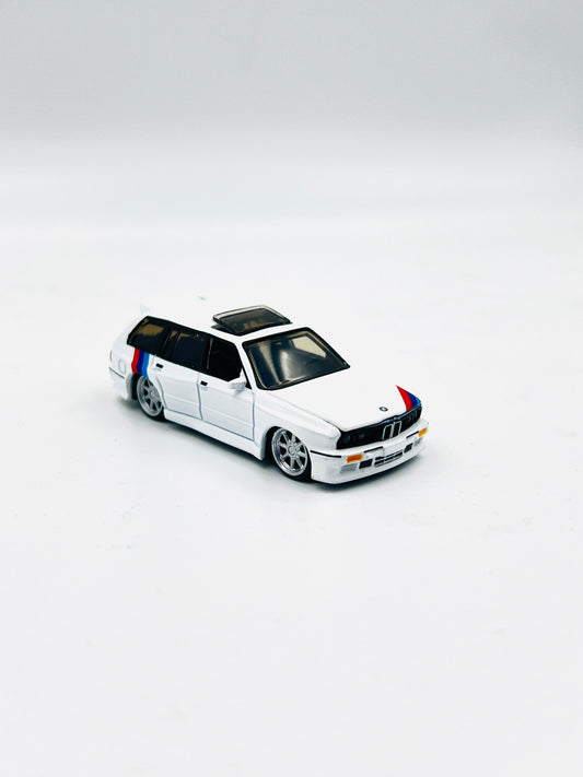 UNCARDED - ELITE64 - 1990 BMW 310I TOURING - NEW