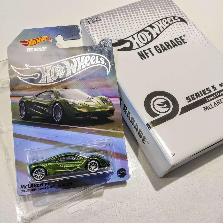 NFT GARAGE - MCLAREN F1 - SERIES 5 (WITH PROTECTOR AND OUTER BOX)