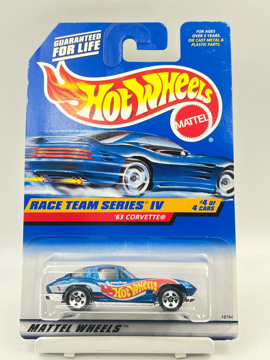 HOT WHEELS - 63 CORVETTE - 3B