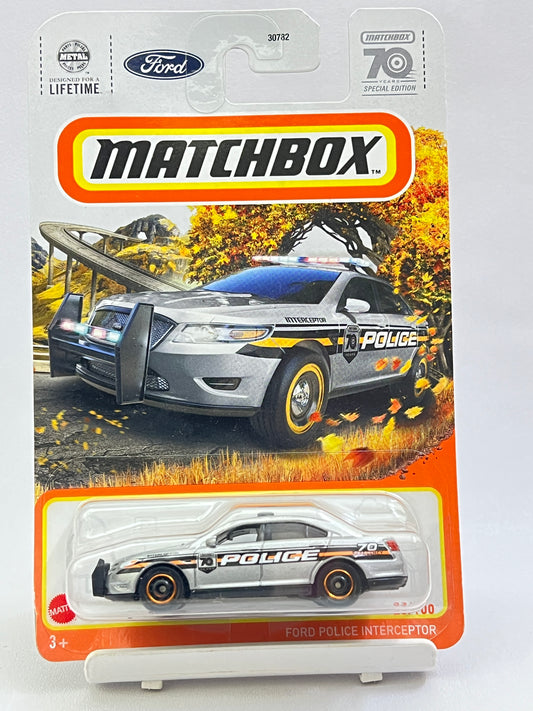MATCHBOX - FORD POLICE INTERCEPTOR - 5C - Its Fun- Hot wheels - matchbox - diecast