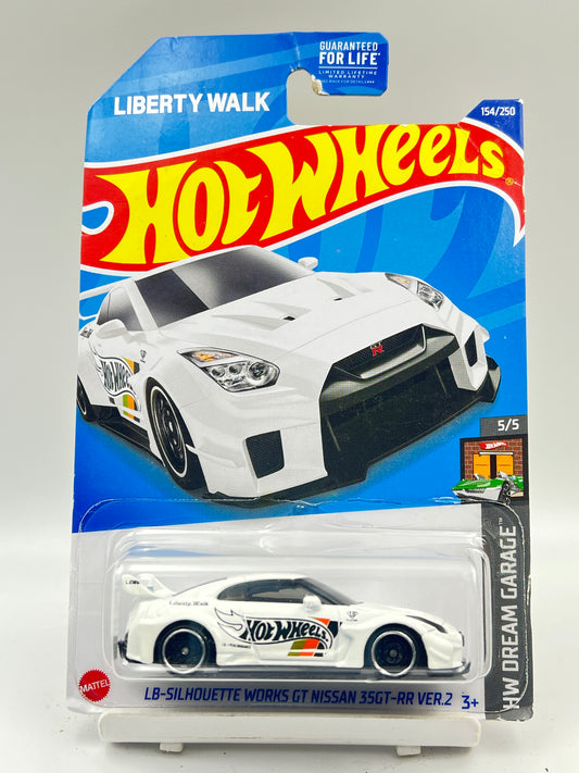 CREASED - IMPORTED - HOT WHEELS -  LB SILHOUETTE WORKS GT NISSAN 35GT-RR VER 2 - C2