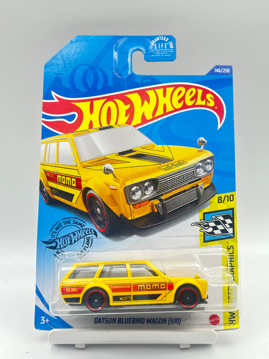 IMPORTED - HOT WHEELS -  PAINT RESIDUE ON WINDSHIELD - DATSUN BLUEBIRDWAGON (510) - YELLOW - 1B
