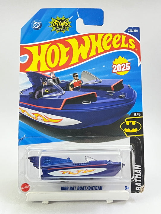 CREASED CARD - HOT WHEELS - 1966 BAT BOAT - 4F