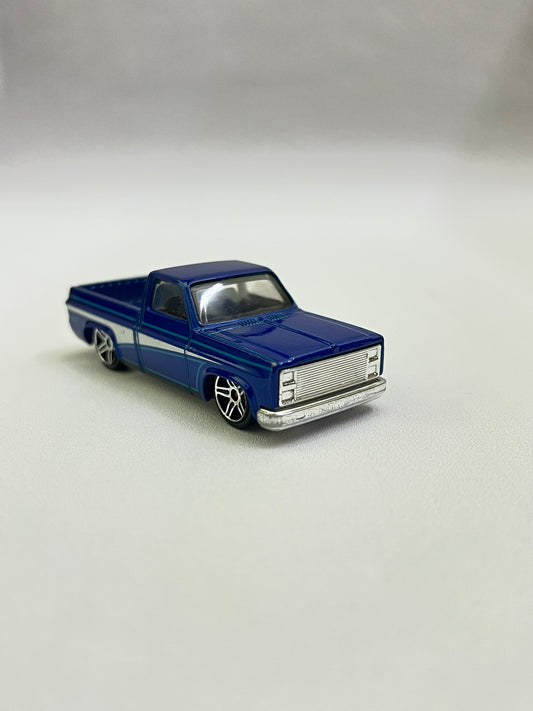 UNCARDED - 83 CHEVY