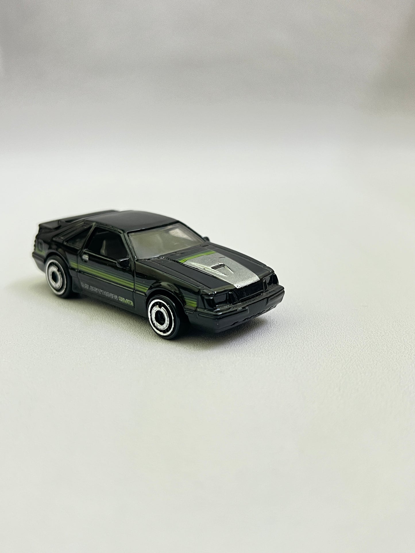 UNCARDED - MINOR PAINT ISSUE - 84 MUSTANG SVO