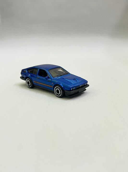 UNCARDED - ALFA ROMEO GTV6