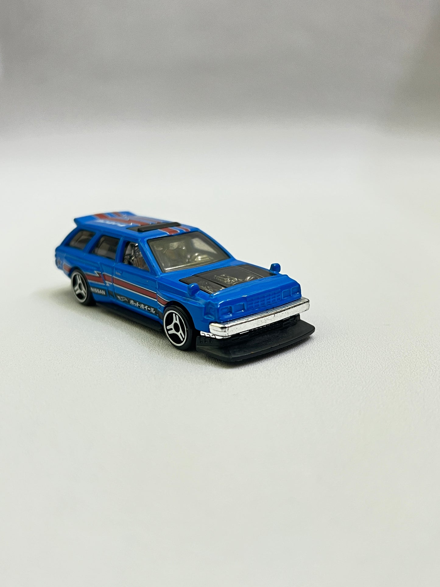 UNCARDED - NISSAN MAXIMA DRIFT CAR