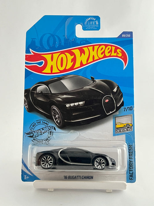 16 BUGATTI CHIRON -BLACK- CREASED CARD - 5C - Its Fun- Hot wheels - matchbox - diecast