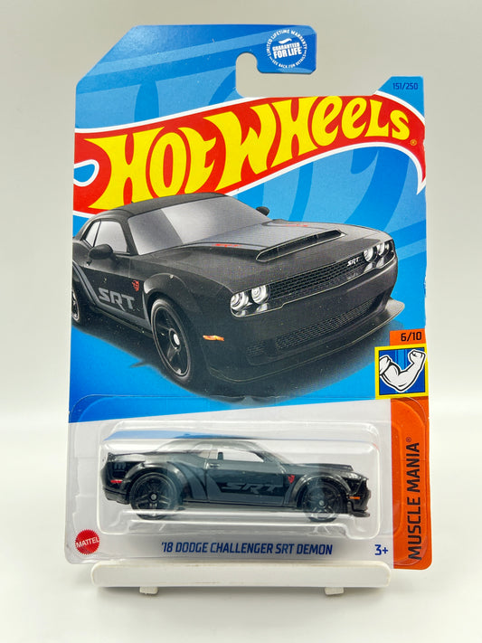 IMPORTED - HOT WHEELS -  18 DODGE CHALLENGER SRT DEMON - 1C