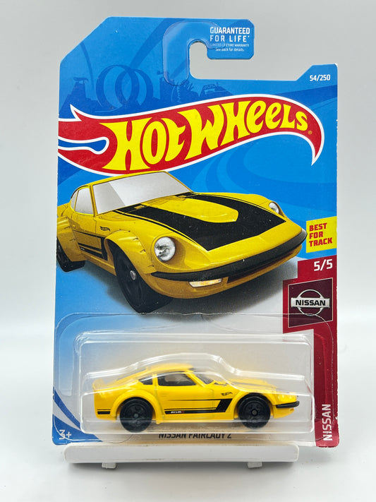 IMPORTED - HOT WHEELS -  NISSAN FAIRLADY - YELLOW - 2B