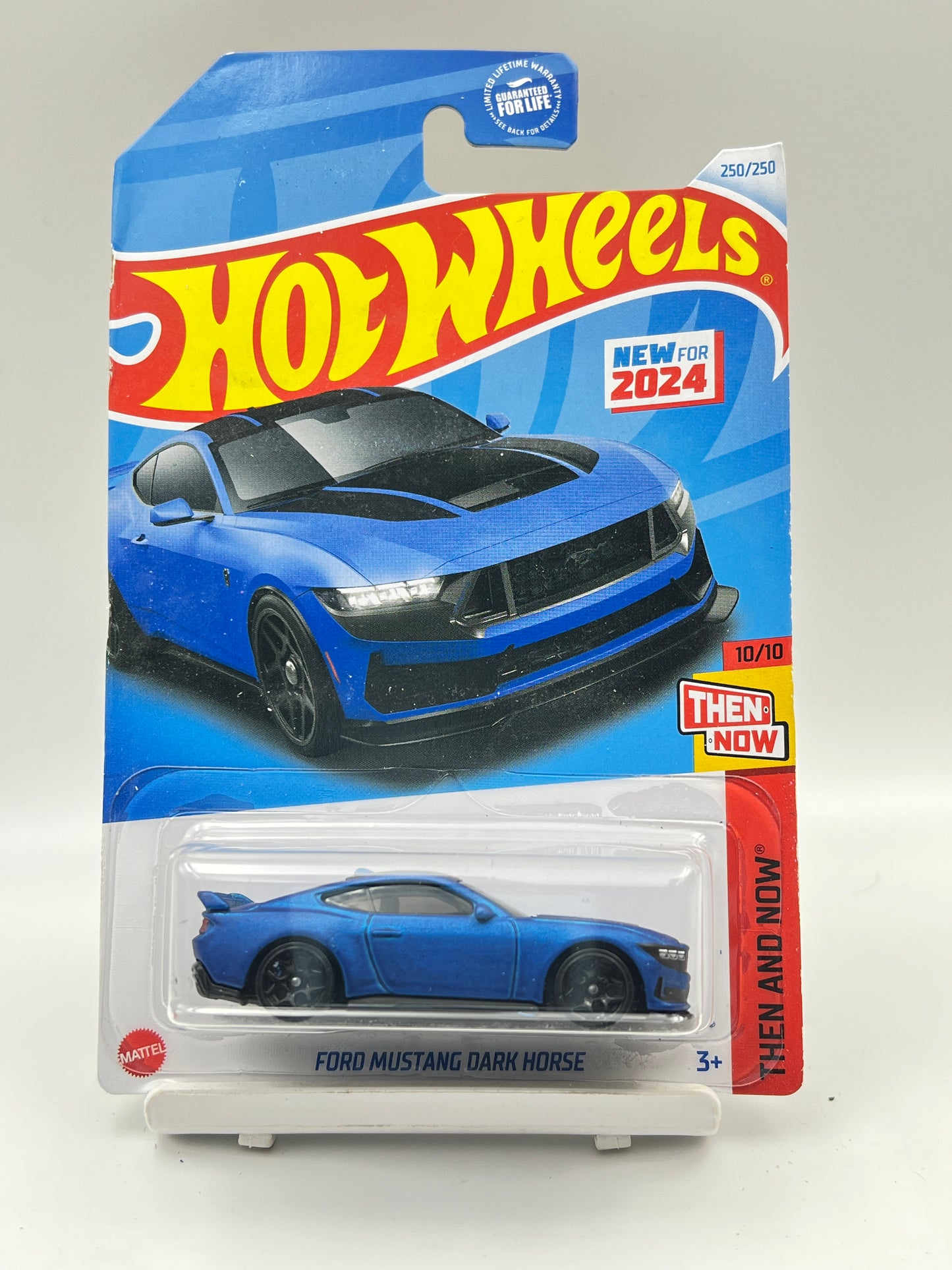 SOFT EDGES - IMPORTED - HOT WHEELS -  FORD MUSTANG DARK HORSE - 1D