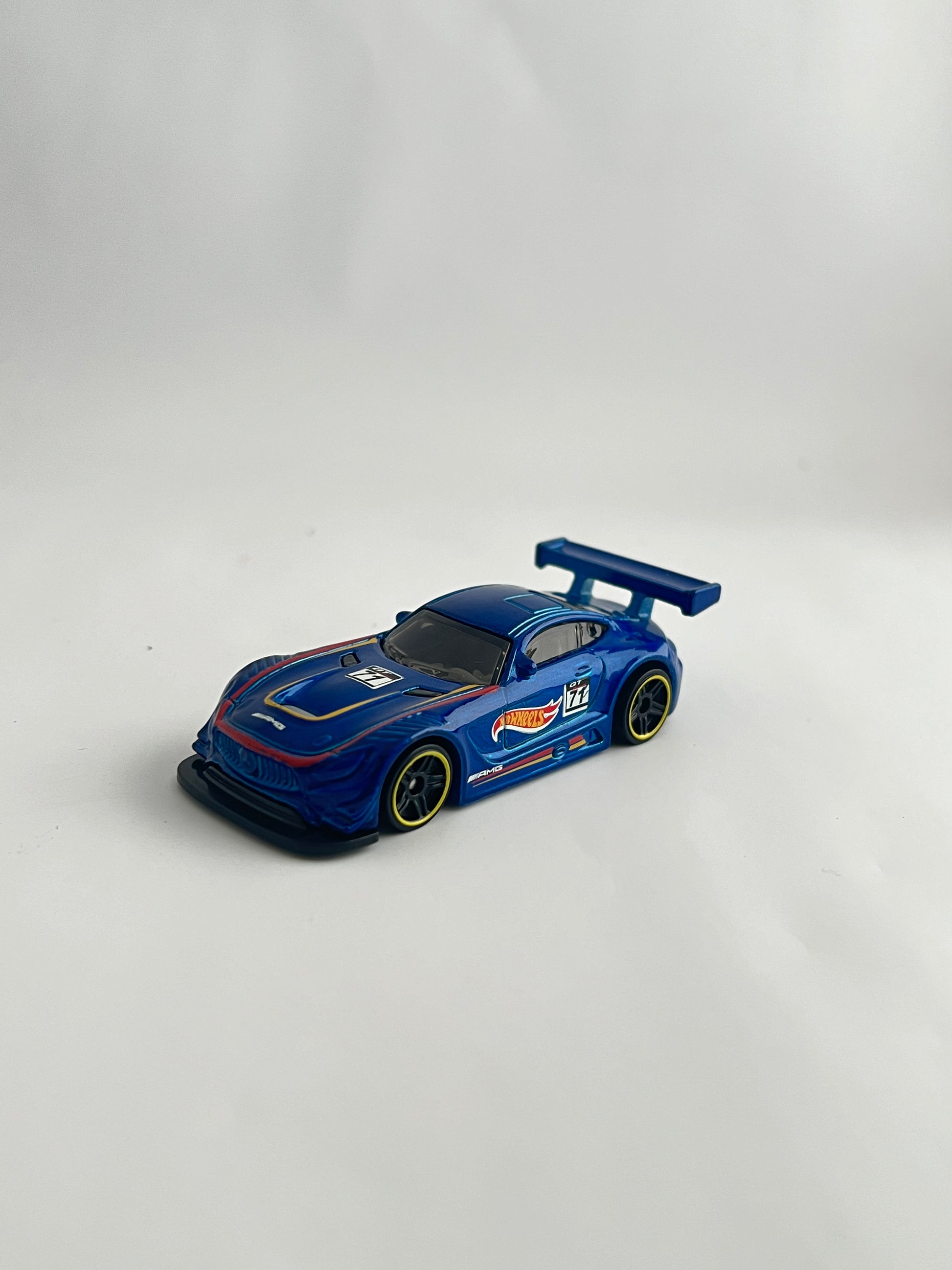 16 MERCEDES AMG GT3- UNCARDED - MINT CONDITION - Its Fun- Hot wheels - matchbox - diecast