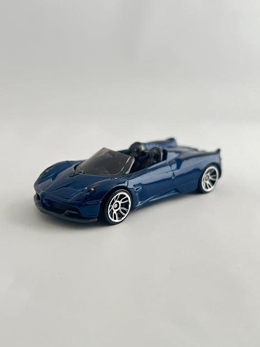 17 PAGANI HUAYRA- UNCARDED - MINT CONDITION - Its Fun- Hot wheels - matchbox - diecast