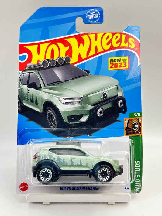 IMPORTED - HOT WHEELS -  VOLVO XC40 RECHARGE - 2C