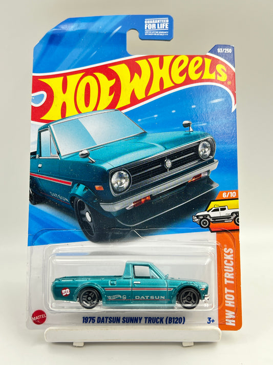 MILD CREASE - IMPORTED - HOT WHEELS -  1975 DATSUN SUNNY TRUCK (B120) - 2B
