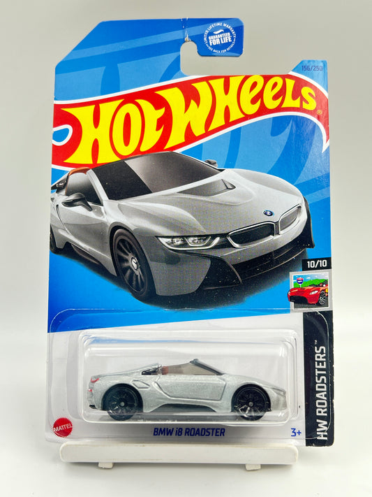 HOOK CREASE - IMPORTED - HOT WHEELS -  BMW I8 ROADSTER - 3C