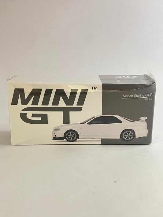 MINI GT - NISSAN SKYLINE GT-R - SEALED - WHITE