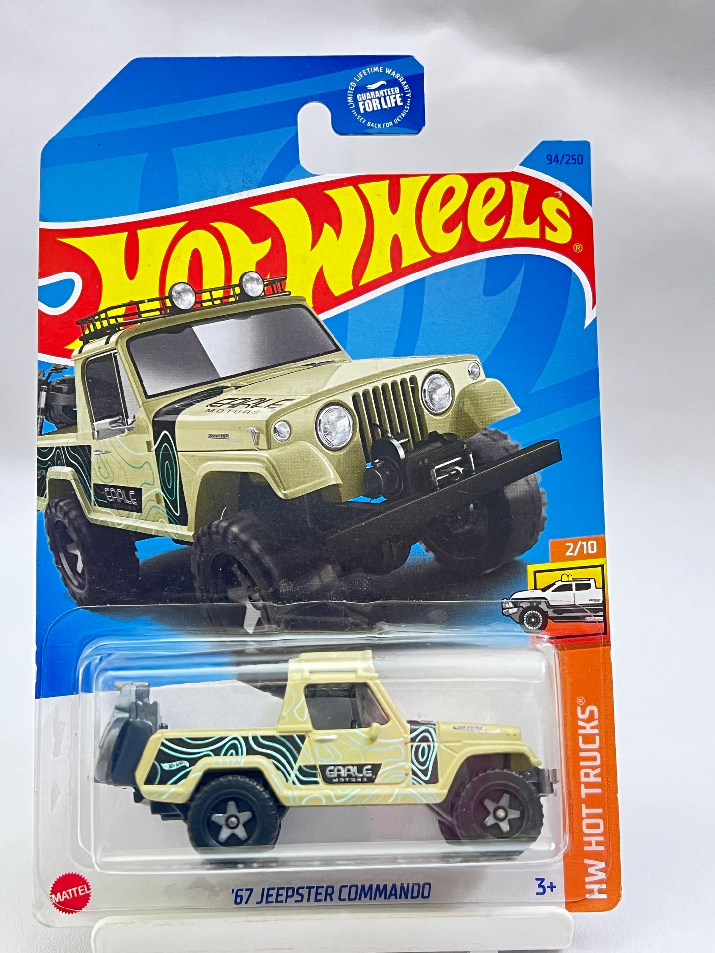 HOT WHEELS - 67 JEEPSTER COMMANDO - 2C