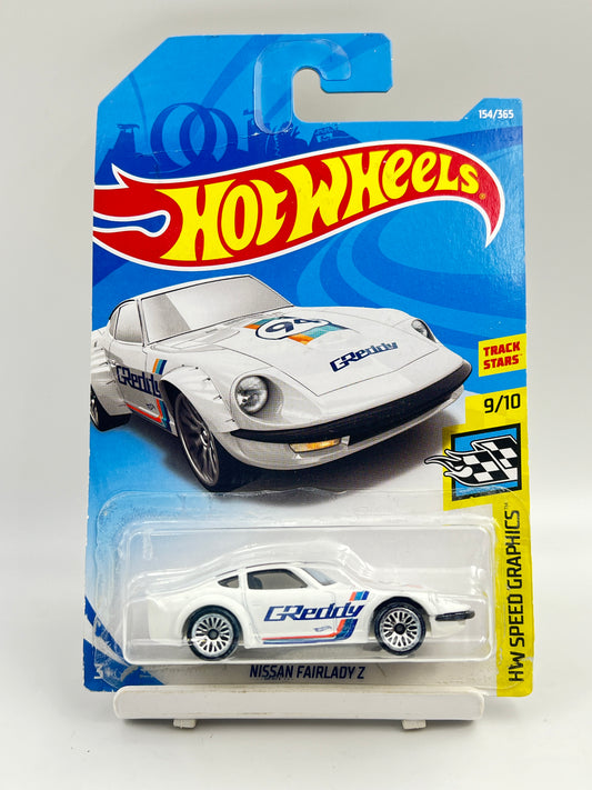 MILD CREASE - IMPORTED - HOT WHEELS -  NISSAN FAIRLADY Z - WHITE - 9A