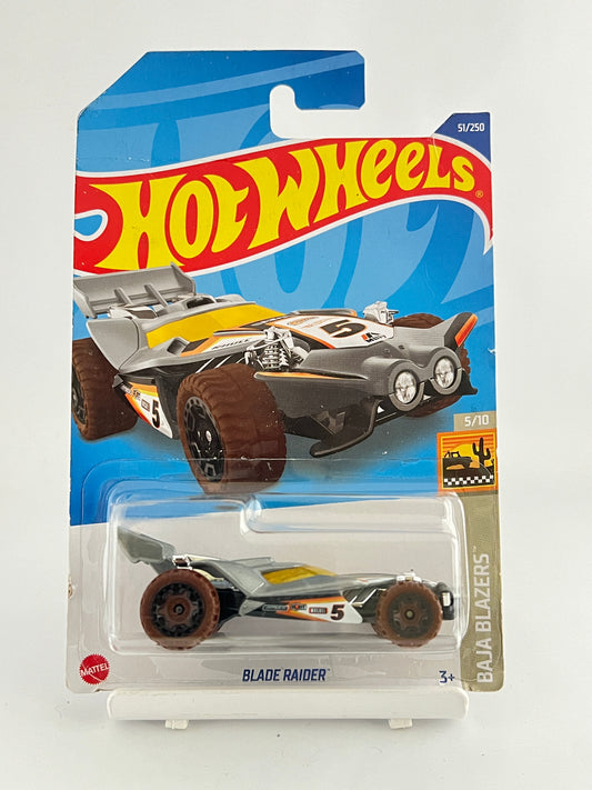 BLADE RAIDER - 2A - Its Fun- Hot wheels - matchbox - diecast