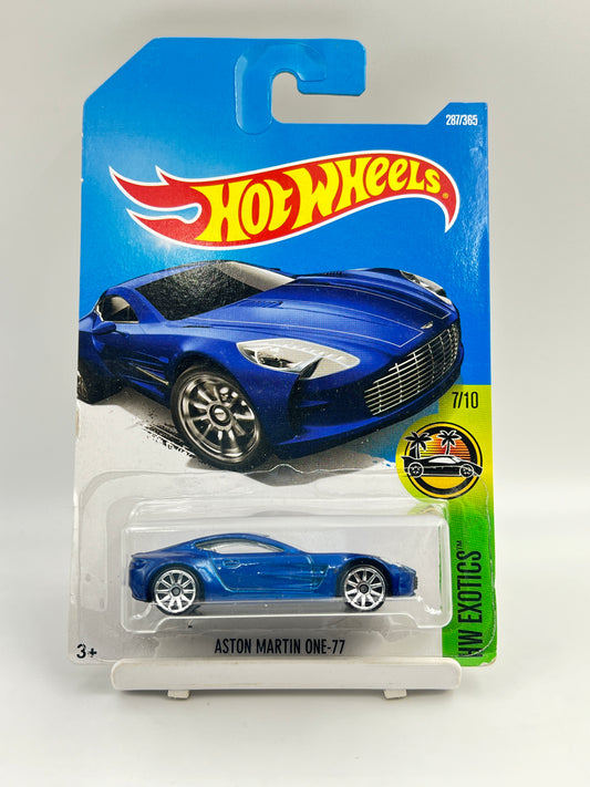 MILD SOFT CORNER - IMPORTED - HOT WHEELS -  ASTON MARTIN ONE-77 - BLUE - 4C