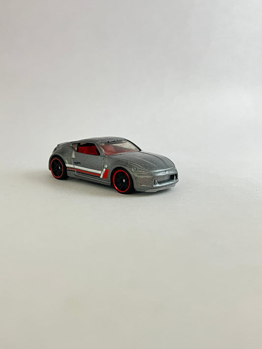 UNCARDED - NISSAN 370Z - GREY - Its Fun- Hot wheels - matchbox - diecast