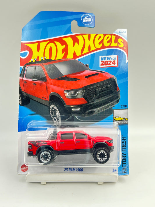 BLISTER SQUEEZE / SOFT CORNERS - IMPORTED - HOT WHEELS -  23 RAM 1500 - RED - 3C