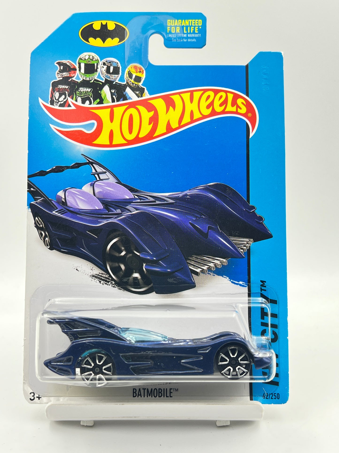 HOT WHEELS - BATMOBILE - 4C