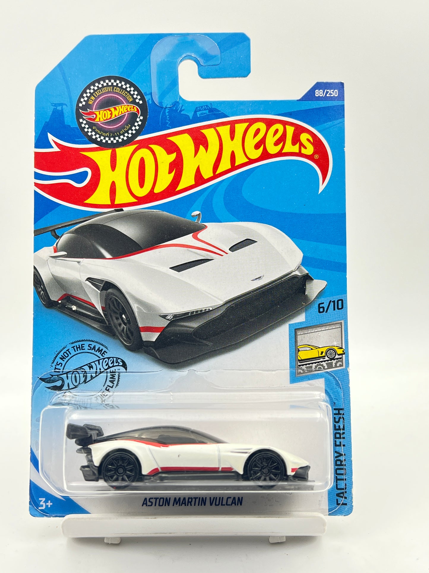 HOT WHEELS - ASTON MARTIN VULCAN - 9C