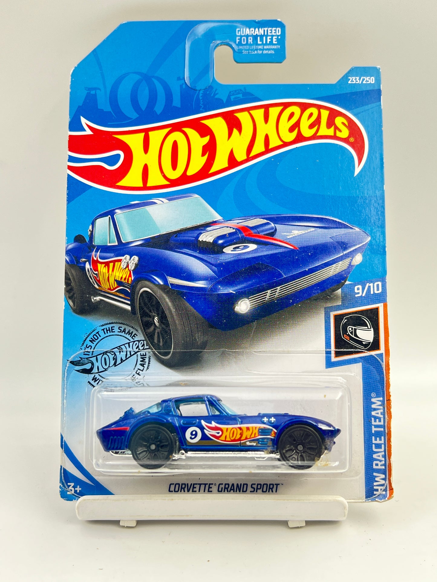 SOFT CORNERS - IMPORTED - HOT WHEELS -  CORVETTE GRAND SPORT - 3B