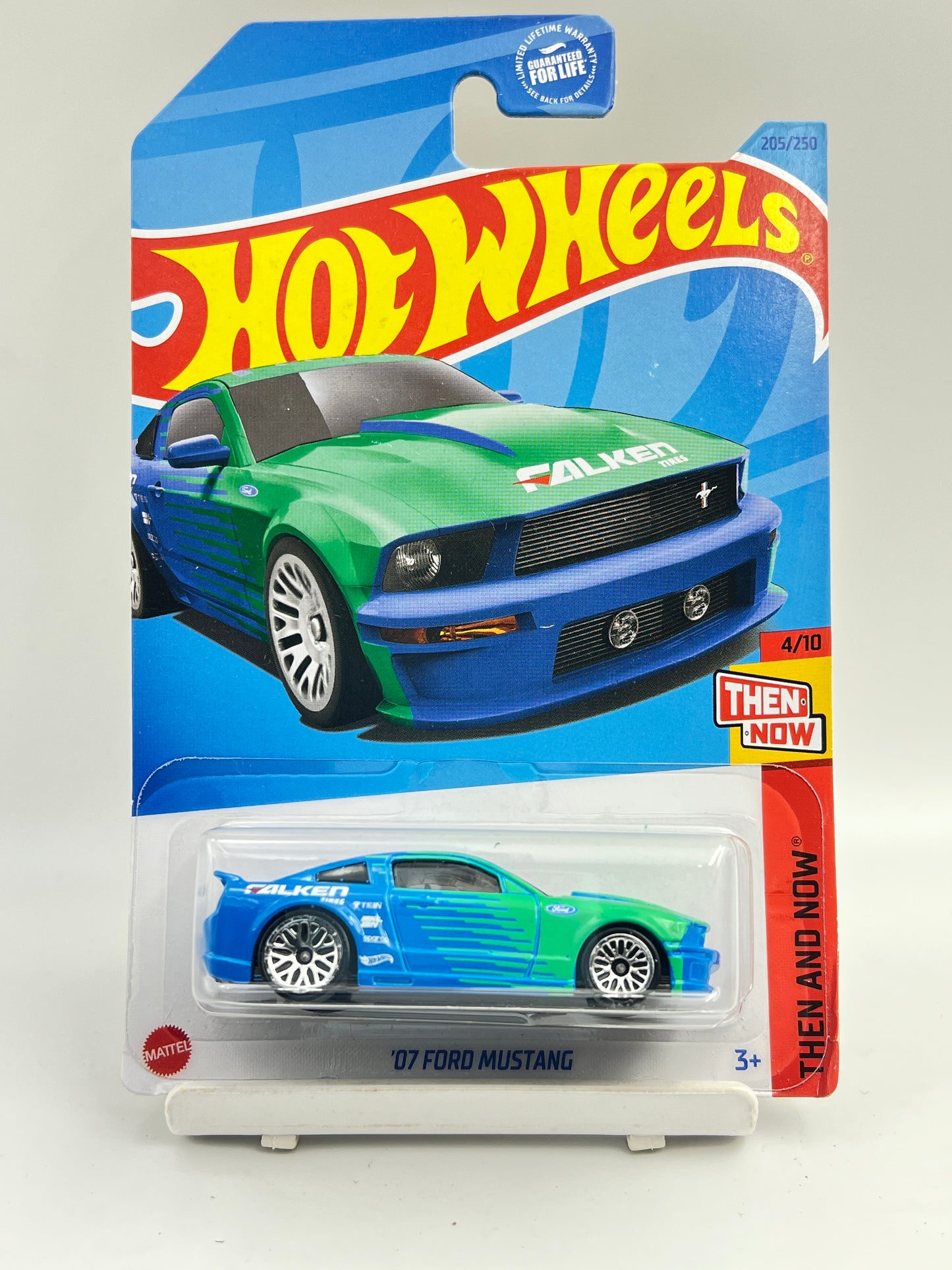 IMPORTED - HOT WHEELS -  07 FORD MUSTANG - FALKEN - 3A