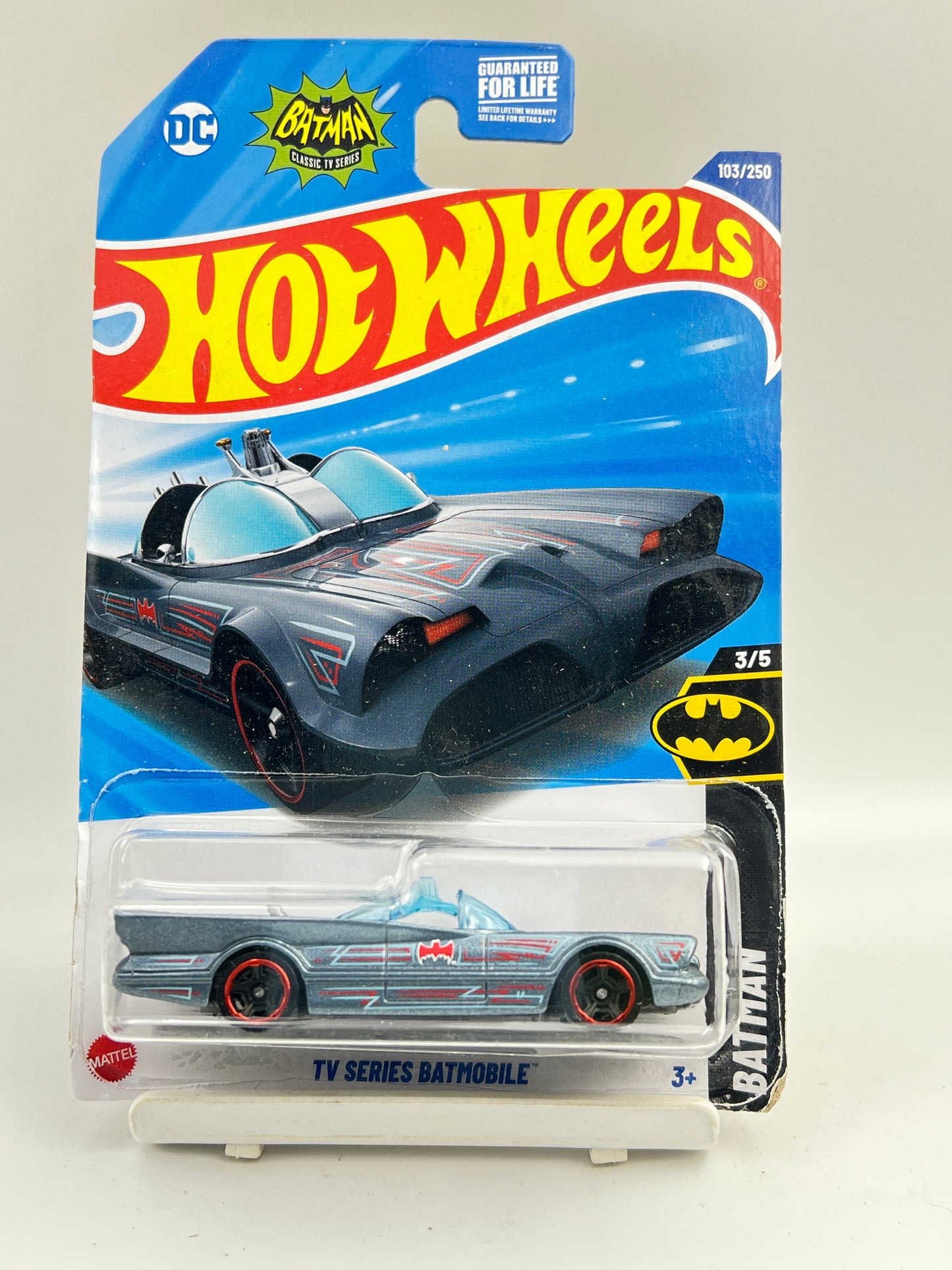 SOFT CORNERS - IMPORTED - HOT WHEELS -  TV SERIES BATMOBILE - 7A