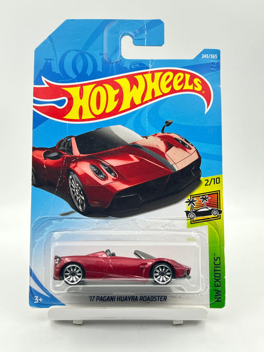 HOT WHEELS - CREASED CARD - 17 PAGANI HUAYRA ROADSTER - 4F