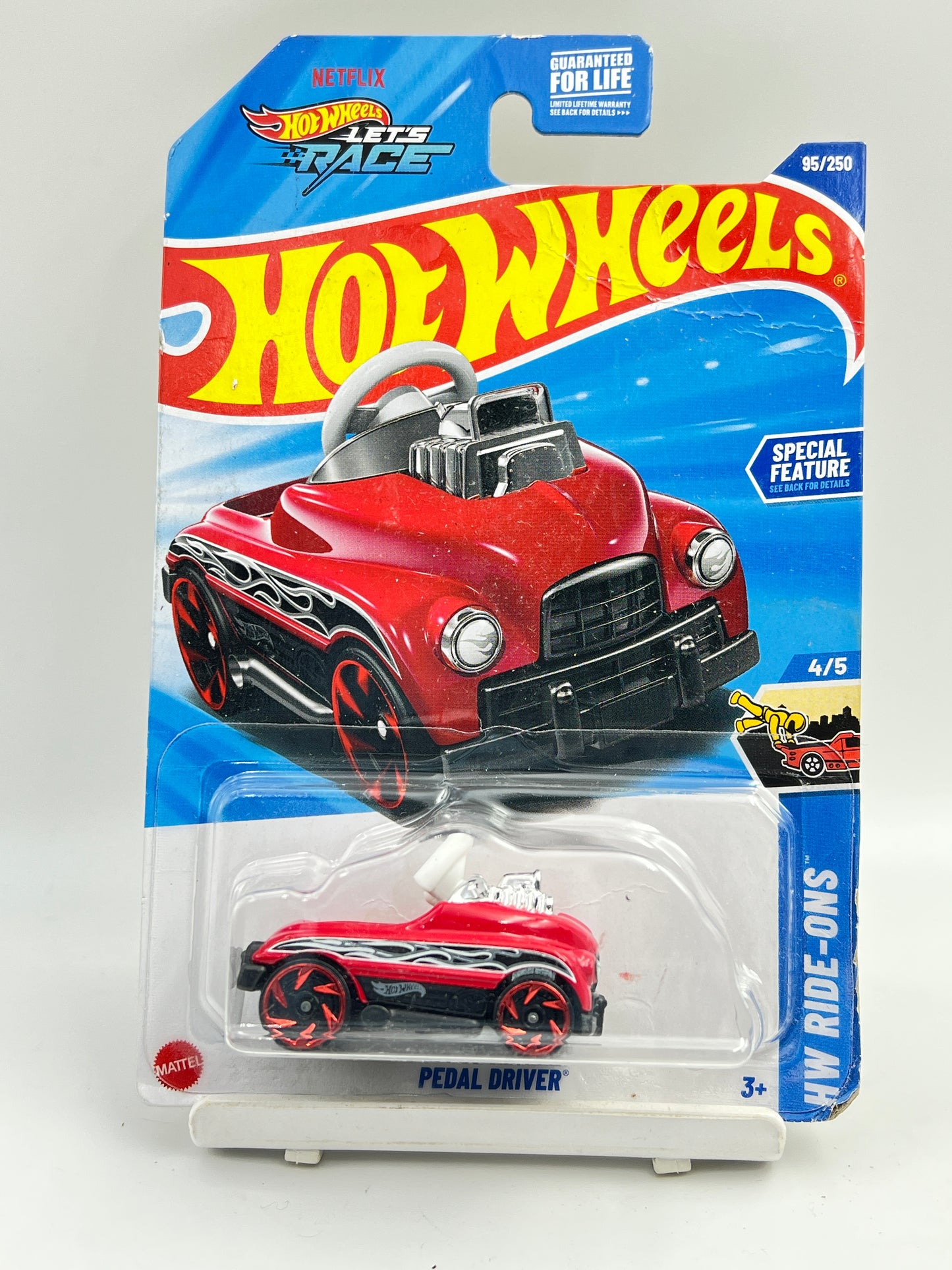 CREASED CARD - ( CARD AS IN PIC ) - TREASURE HUNT - HOT WHEELS - PEDAL DRIVER - 2D