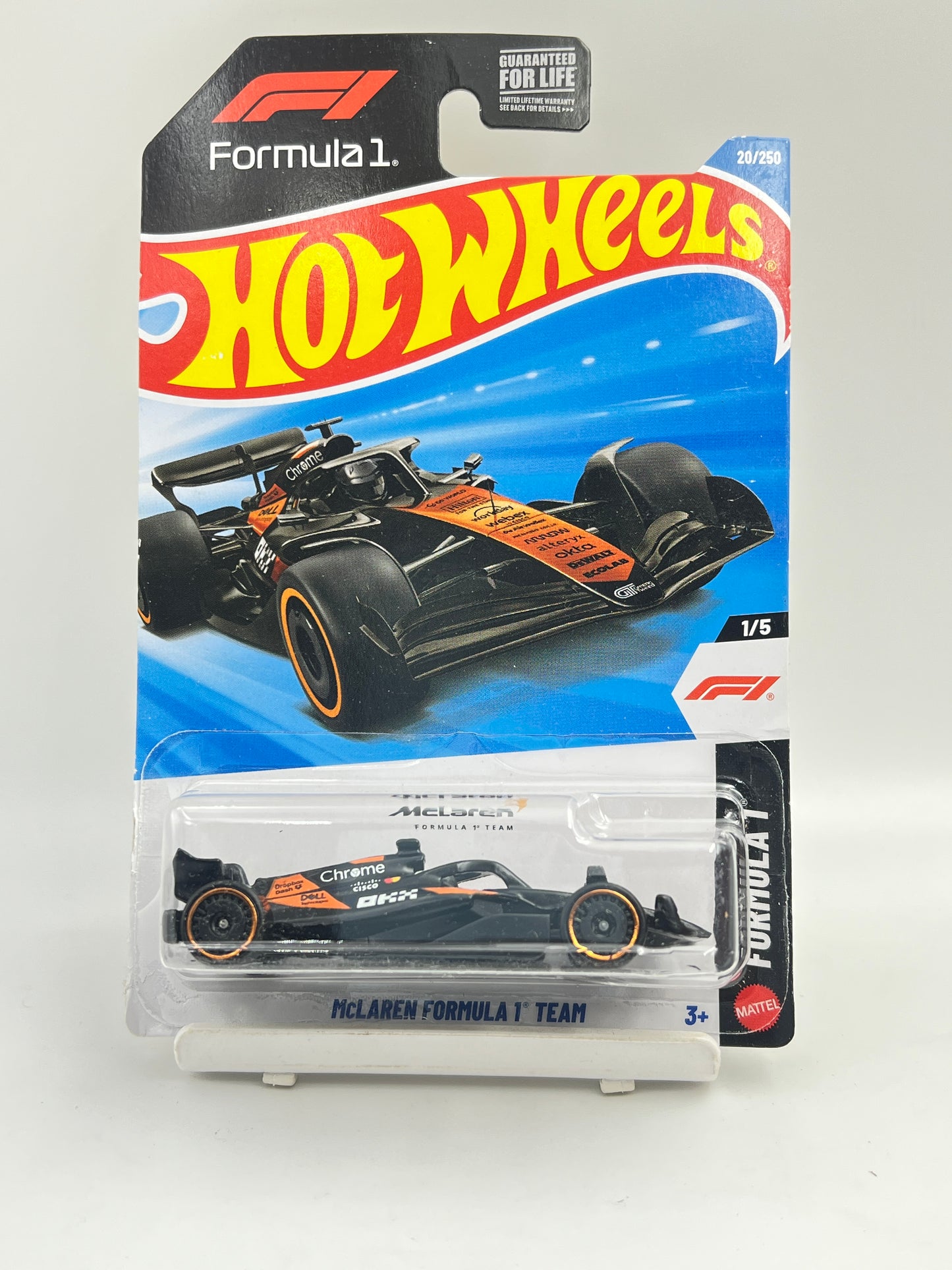 CREASED - IMPORTED - HOT WHEELS -  MCLAREN FORMULA 1 TEAM - 1B