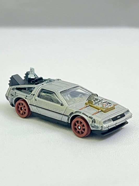 UNCARDED - HOTWHEELS PREMIUM - 1955 BACK TO THE FUTURE