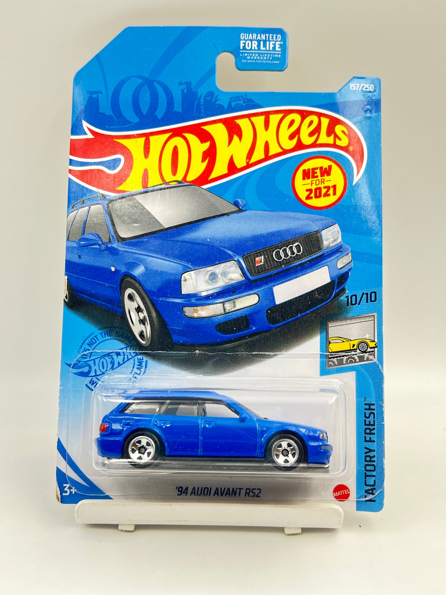 SOFT EDGES - IMPORTED - HOT WHEELS -  94 AUDI AVANT RS2 - BLUE - 3A