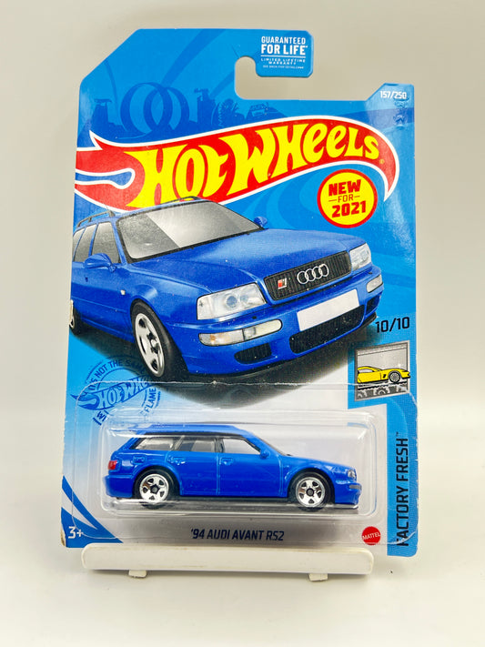 SOFT EDGES - IMPORTED - HOT WHEELS -  94 AUDI AVANT RS2 - BLUE - 3A