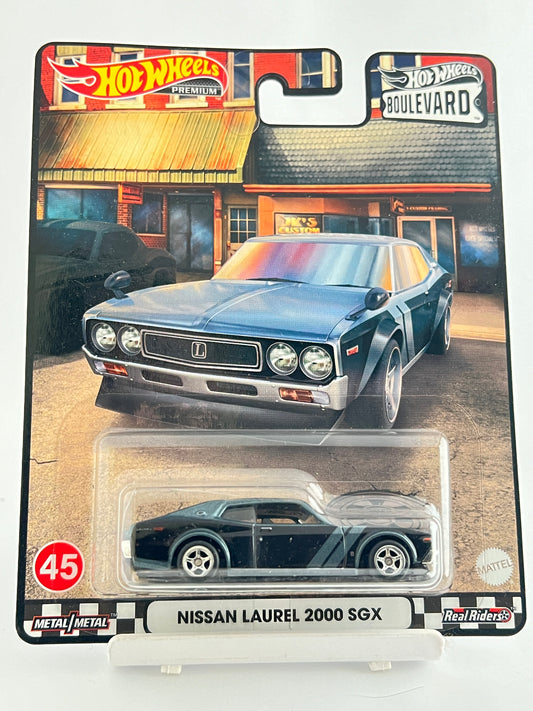 PREMIUM  - NISSAN LAUREL 2000 SGX -5B - Its Fun- Hot wheels - matchbox - diecast