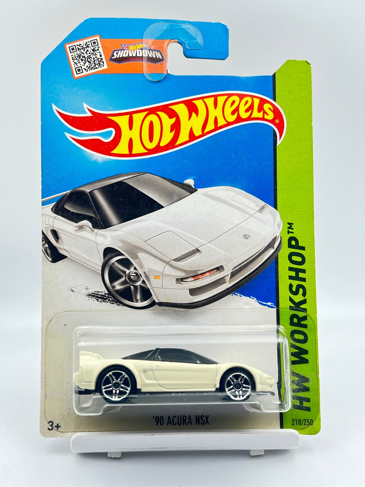 HOT WHEELS - ( CARD AS IN PIC ) - 90 ACURA NSX - WHITE - 6A