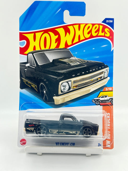 HOT WHEELS - 67 CHEVY C10 - C2