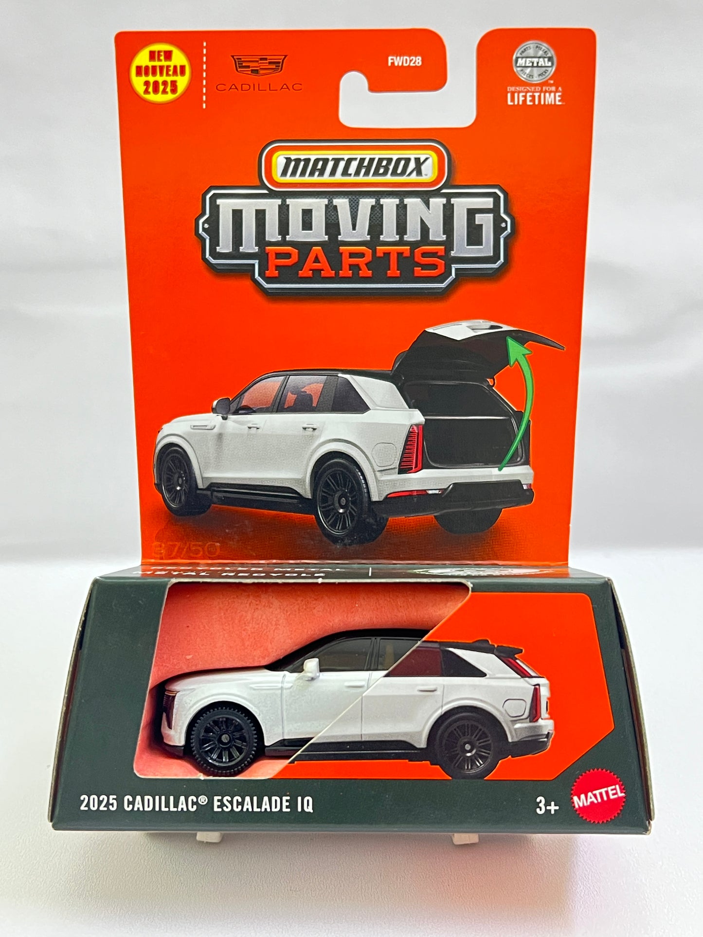MATCHBOX MOVING PARTS - 2025 CADILLAC ESCALADE IQ